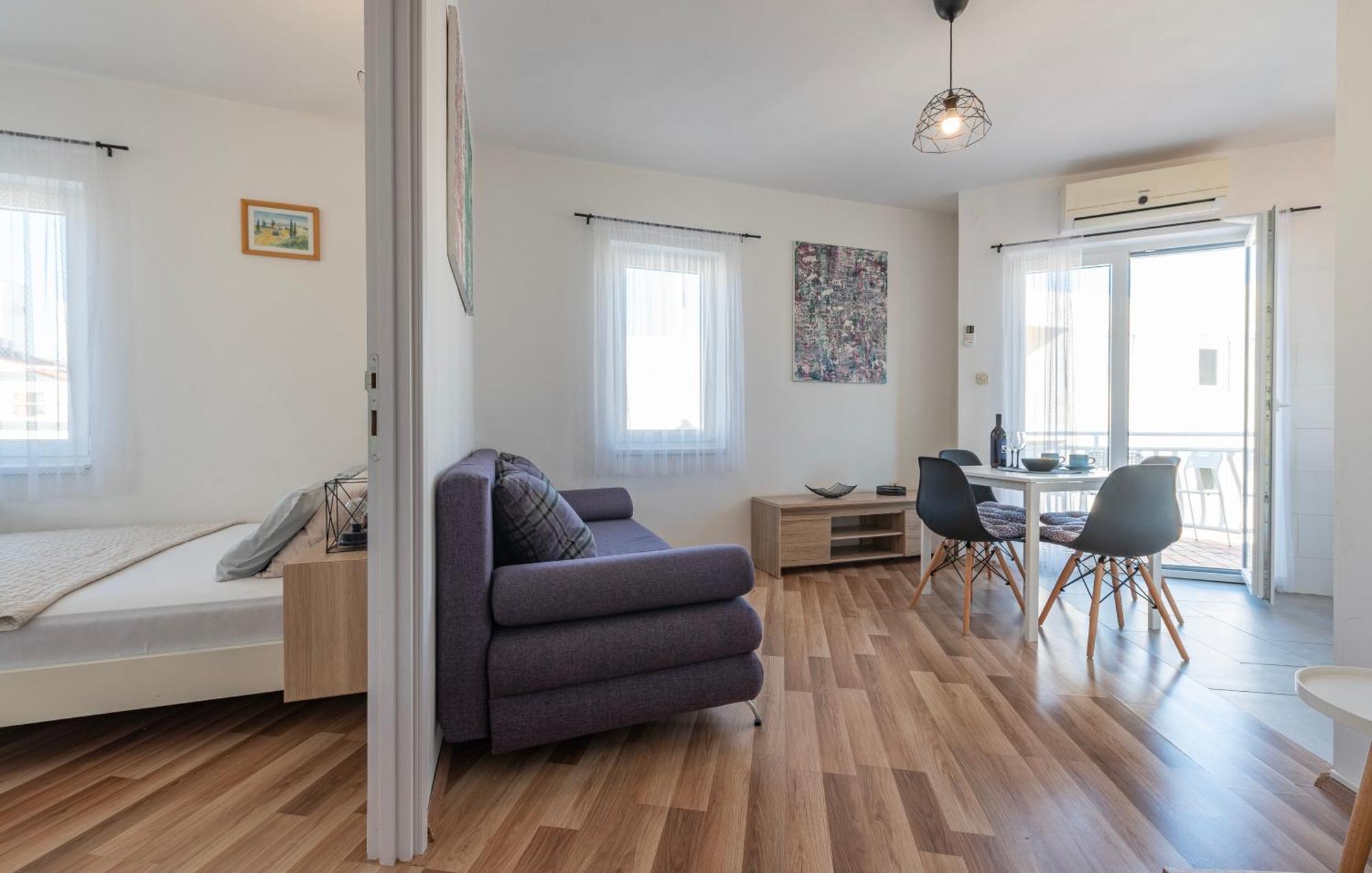 Apartman Iva Новаля Екстер'єр фото